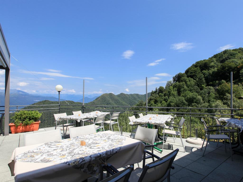 Hotel Funivia Laveno-Mombello Extérieur photo