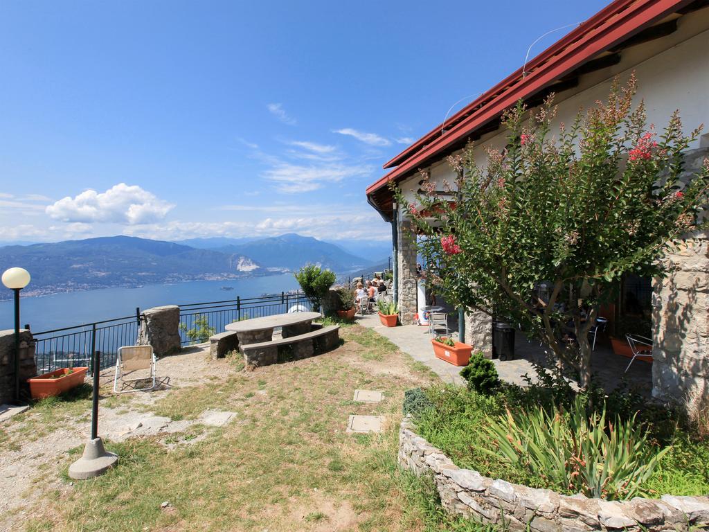 Hotel Funivia Laveno-Mombello Extérieur photo
