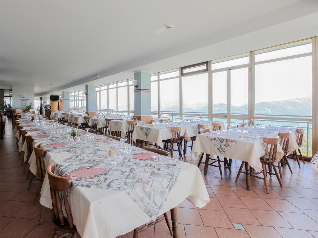 Hotel Funivia Laveno-Mombello Extérieur photo